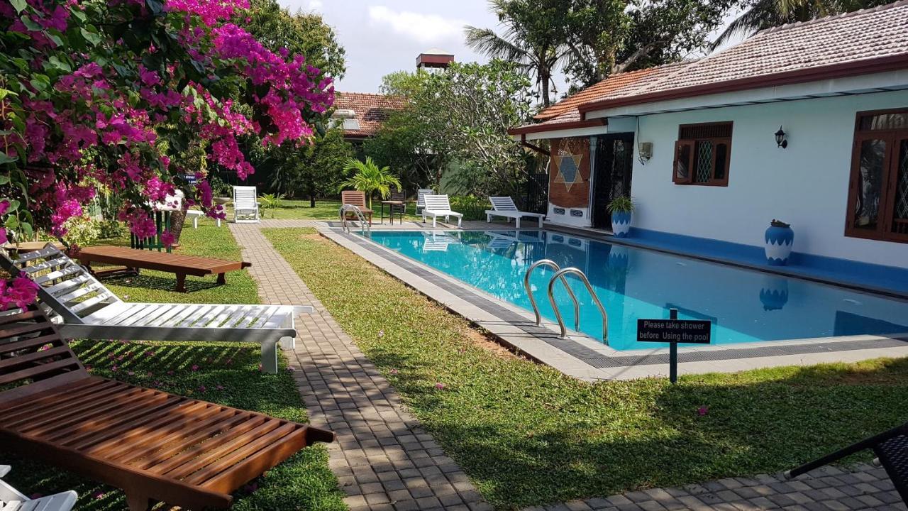 Lioni Holidays Villa เนกอมโบ ภายนอก รูปภาพ