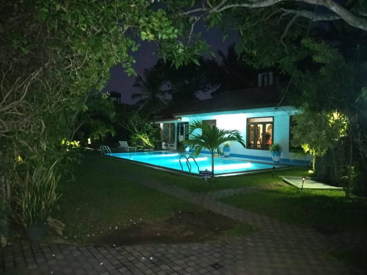 Lioni Holidays Villa เนกอมโบ ภายนอก รูปภาพ