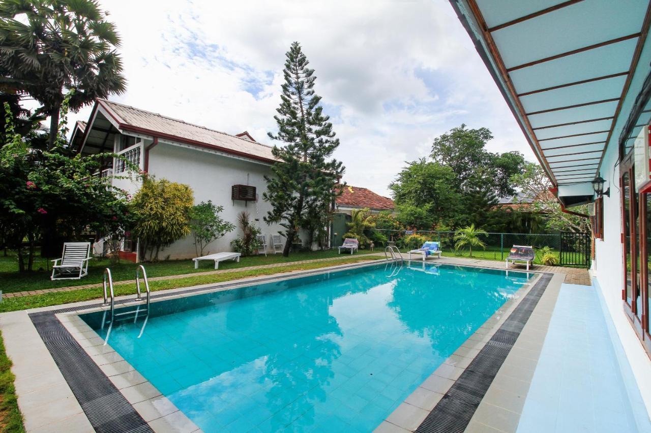 Lioni Holidays Villa เนกอมโบ ภายนอก รูปภาพ