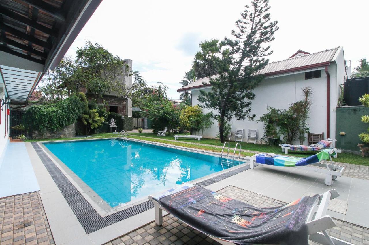 Lioni Holidays Villa เนกอมโบ ภายนอก รูปภาพ
